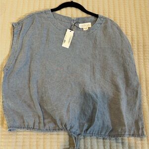 Women’s Velvet sleeveless top. Size small.